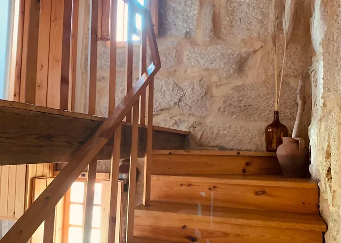 Refugio Da Povoa Dao * Silgueiros