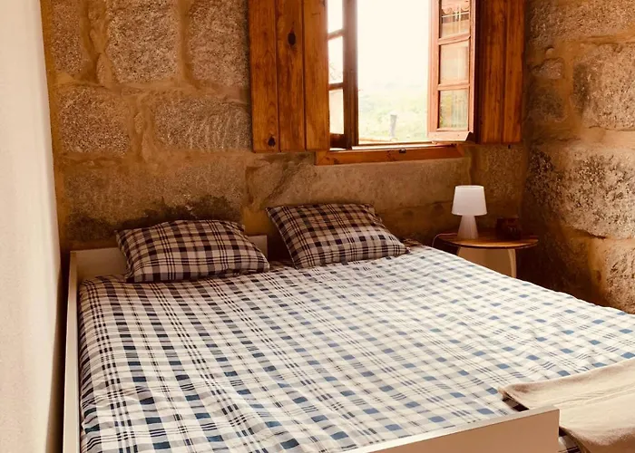 Refugio Da Povoa Dao *